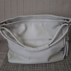 NEW MADE IN LITHUANIA OFF WHITE LEATHER TASSELS & POCKETS ZIPPER SHOULDER BAG